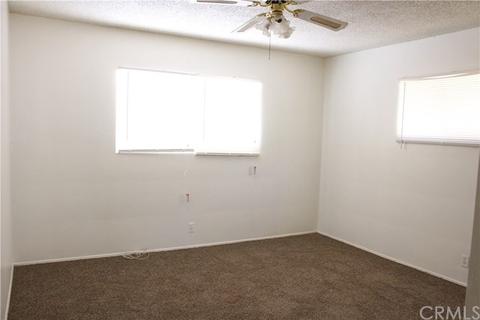952 E Johnston Ave, Hemet, CA 92543 photo 15