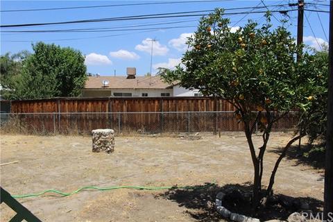 952 E Johnston Ave, Hemet, CA 92543 photo 4