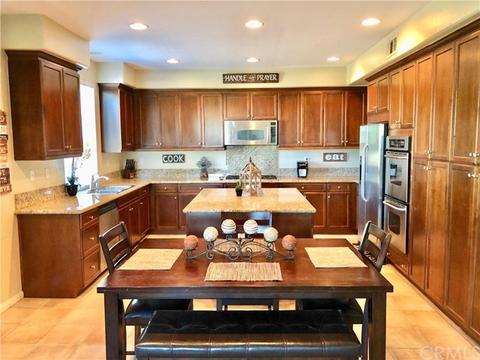 29864 Masters Dr, Murrieta, CA 92563 photo 2