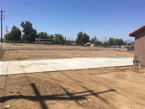 17855 Parsons Rd, Riverside, CA 92508 photo 2
