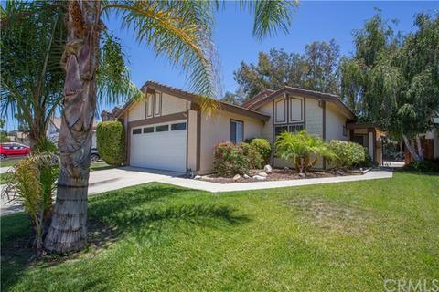 42134 Teatree Ct, Temecula, CA 92591 photo 2