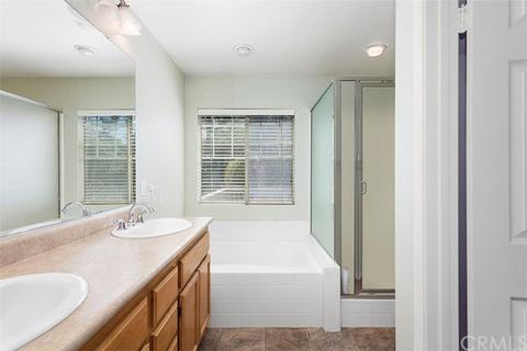 32835 Caserta Dr, Temecula, CA 92592 photo 21