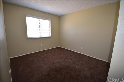 672 Catamaran Way, Perris, CA 92571 photo 7