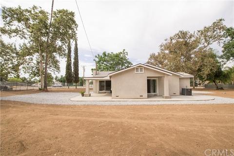 19926 Alexander St, Perris, CA 92570 photo 4