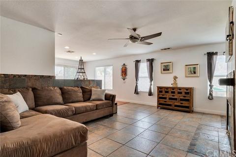3227 Blossom Dr, Perris, CA 92571 photo 4