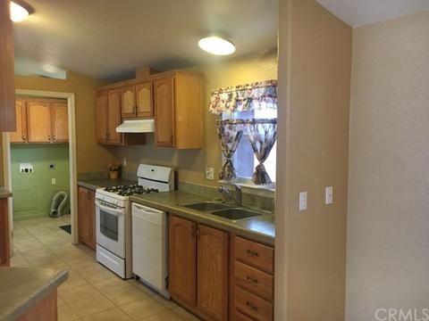 700 E Washington St #165, Colton, CA 92324 photo 4