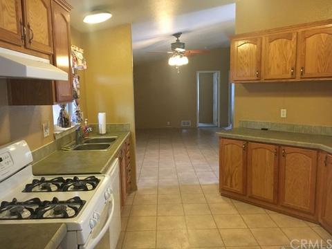 700 E Washington St #165, Colton, CA 92324 photo 3