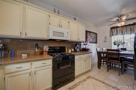 3896 Manquelo Ct, Perris, CA 92571 photo 6