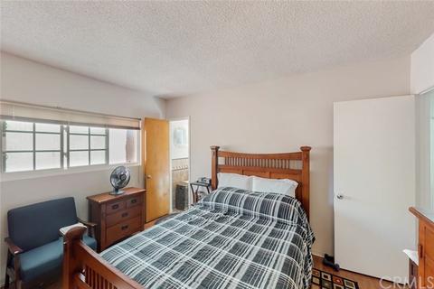 2806 E 56 St, Long Beach, CA 90805 photo 8