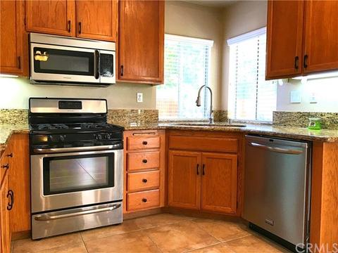 31406 Heitz Ln, Temecula, CA 92591 photo 5