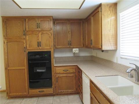 1015 Corwin Pl, Hemet, CA 92544 photo 4
