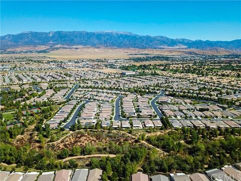 368 Mock Blf, Beaumont, CA 92223 photo 13