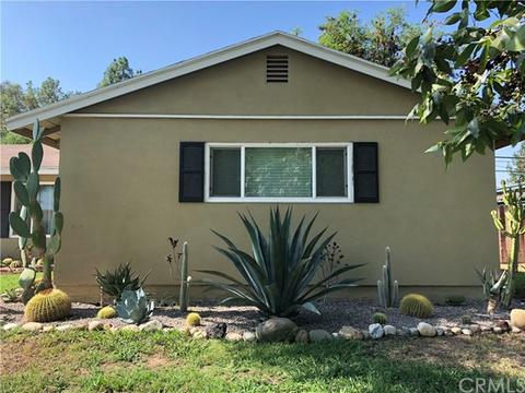 8953 Pembroke Ave, Riverside, CA 92503 photo 2