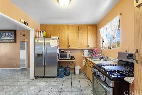 5751 Noble St, Riverside, CA 92503 photo 13