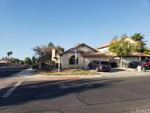 606 Spinnaker Dr, Perris, CA 92571 photo 2