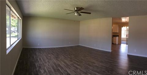 13496 Lantana Ave, Yucaipa, CA 92399 photo 2