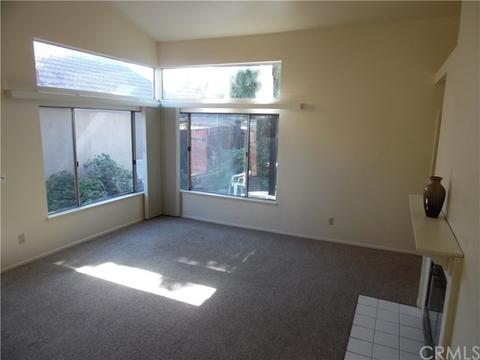 313 Daystar Dr, Perris, CA 92571 photo 4