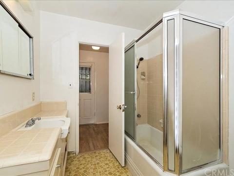 240 E Broadbent Dr, Riverside, CA 92507 photo 6