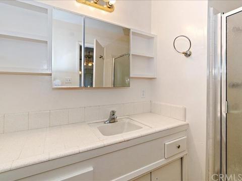 240 E Broadbent Dr, Riverside, CA 92507 photo 8