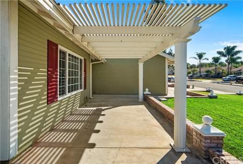 3225 Danube Way, Riverside, CA 92503 photo 3