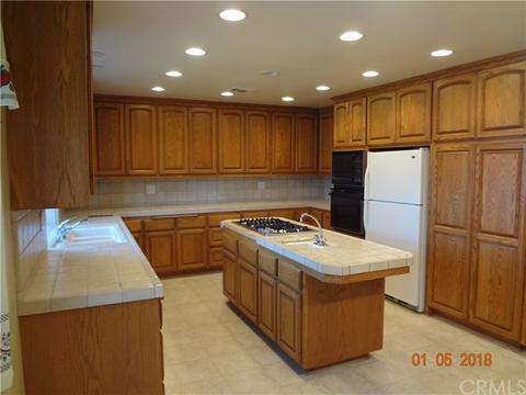 914 N 1st Ave, Upland, CA 91786 photo 4