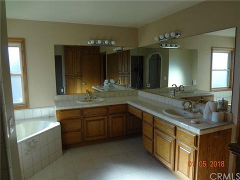 914 N 1st Ave, Upland, CA 91786 photo 14