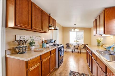 409 W 235th St, Carson, CA 90745 photo 8