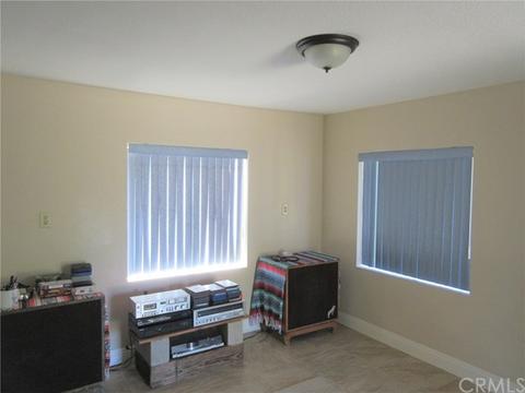 7709 Eucalyptus Dr, Highland, CA 92346 photo 14