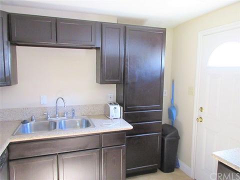 7709 Eucalyptus Dr, Highland, CA 92346 photo 16