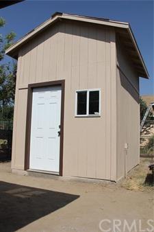 7709 Eucalyptus Dr, Highland, CA 92346 photo 9