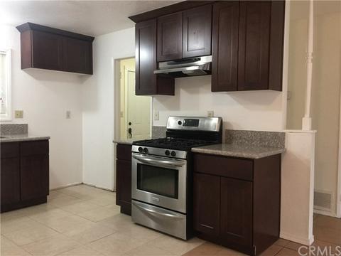 692 E Lee Pl, Azusa, CA 91702 photo 6