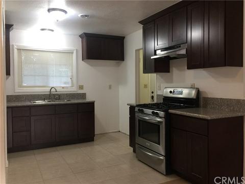 692 E Lee Pl, Azusa, CA 91702 photo 7
