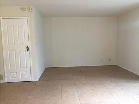 692 E Lee Pl, Azusa, CA 91702 photo 5