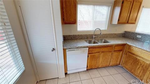 11807 Lupin Rd, Adelanto, CA 92301 photo 16