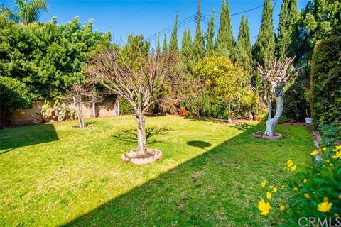7319 Irwingrove Dr, Downey, CA 90241 photo 4