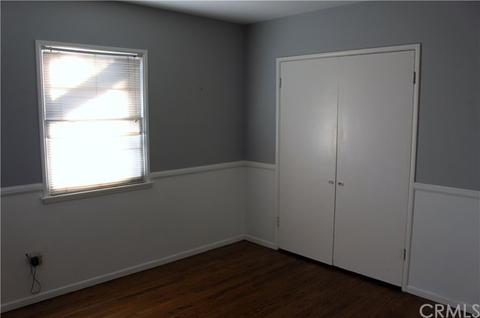 940 N Pine Ave, Rialto, CA 92376 photo 22