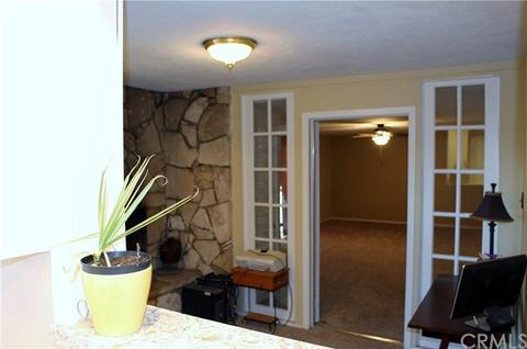 940 N Pine Ave, Rialto, CA 92376 photo 23