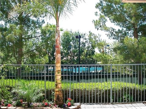 31323 Canterbury Ct, Temecula, CA 92591 photo 2