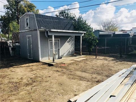 305 N Palm Ave, Rialto, CA 92376 photo 6