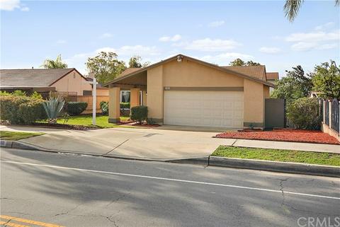 810 E 4th St, Ontario, CA 91764 photo 2