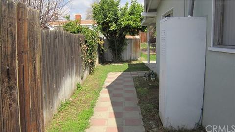 26940 Fisher St, Highland, CA 92346 photo 17