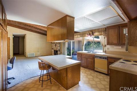725 W 19th St, Upland, CA 91784 photo 14