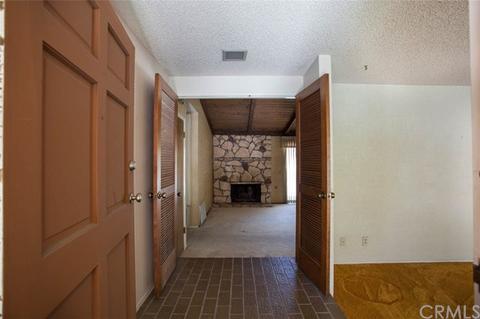 725 W 19th St, Upland, CA 91784 photo 6