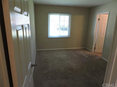 3872 Overland St, Riverside, CA 92503 photo 8