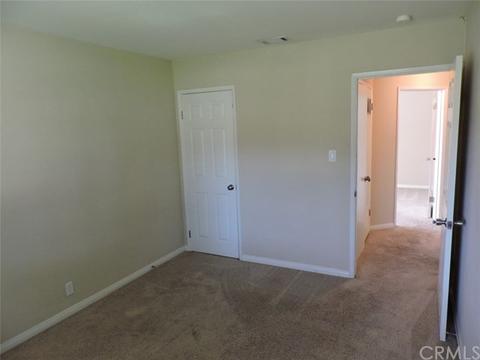 3872 Overland St, Riverside, CA 92503 photo 10