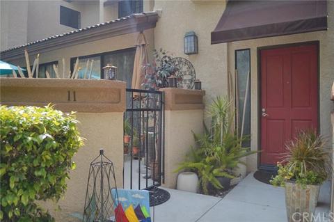 11 Goldstar Pl, Pomona, CA 91766 photo 2