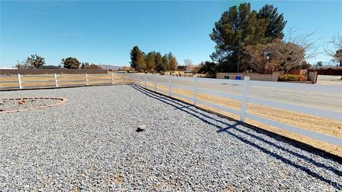 14420 Erie Rd, Apple Valley, CA 92307 photo 4