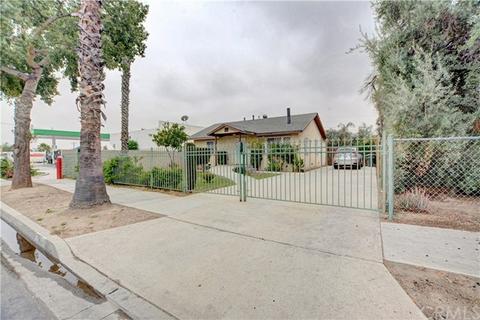 161 E 2nd St, Perris, CA 92570 photo 4
