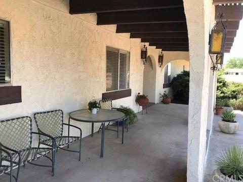 14575 Flathead Rd, Apple Valley, CA 92307 photo 2