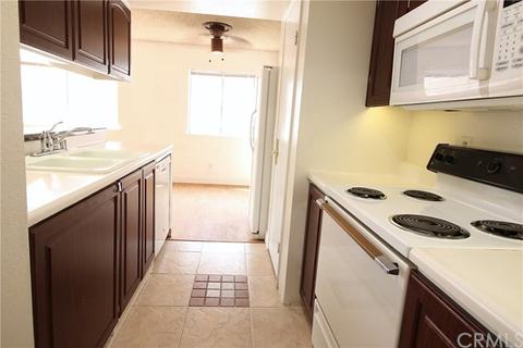 129 Stillman Way #3, Upland, CA 91786 photo 4